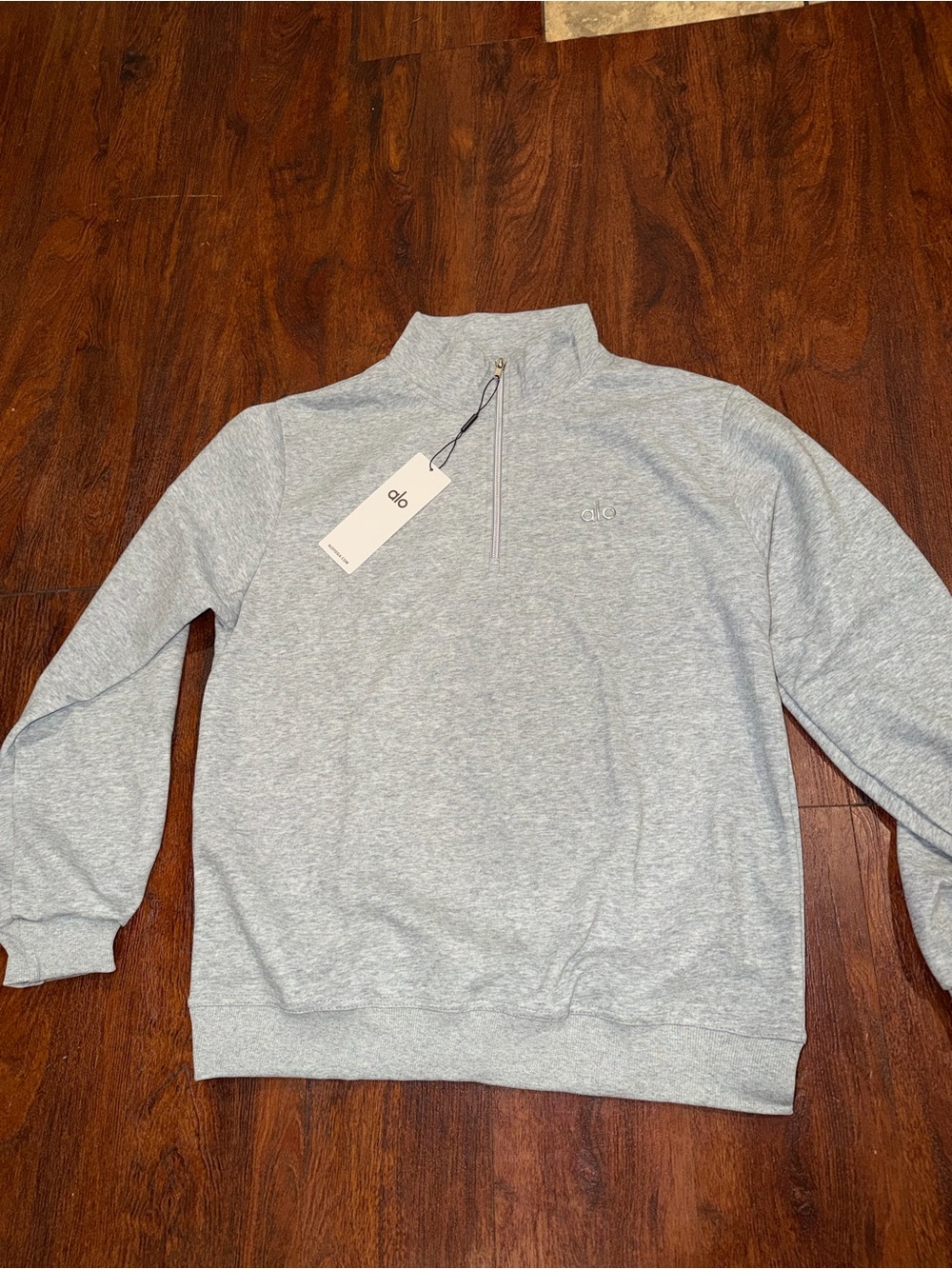 ALO Yoga Men’s Heather Light Gray Half-Zip Sweater